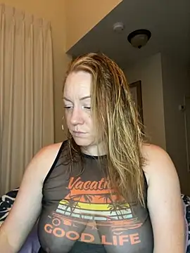 Snapshot of ChiliRoja chatting on September 14, 2025, 5:06 am ChiliRoja online show from September 14, 2025, 5:06 am