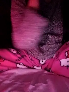 Hottiesophie online show from April 18, 2026, 10:54 pm