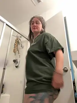 Alix Valentine online show from March 27, 2026, 4:51 pm