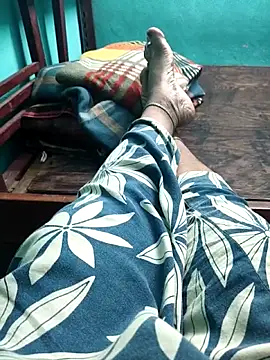 Villageanuty online show from March 3, 2026, 5:52 pm