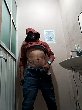 wolfsexmxn online show from February 25, 2026, 5:39 am