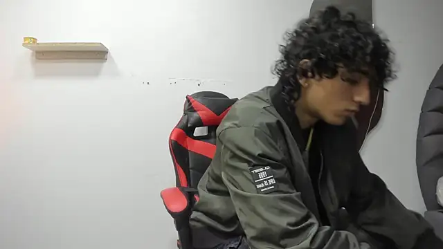 Snapshot of JackesTaylor chatting on October 23, 2025, 4:56 am JackesTaylor online show from October 23, 2025, 4:56 am