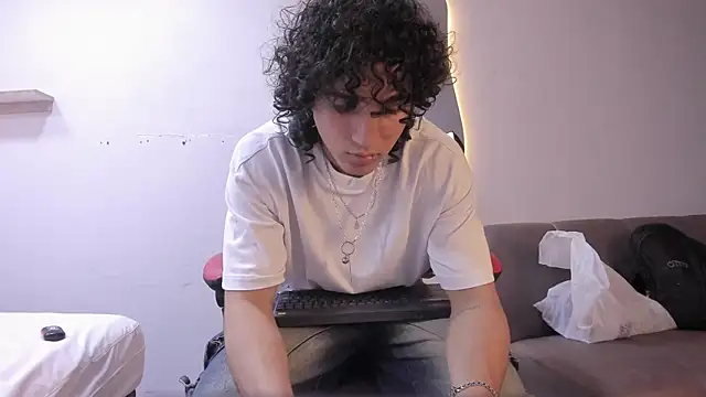 Snapshot of JackesTaylor chatting on February 6, 2026, 6:29 am JackesTaylor online show from February 6, 2026, 6:29 am