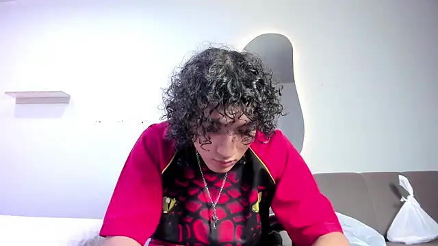 Snapshot of JackesTaylor chatting on April 5, 2026, 5:04 am JackesTaylor online show from April 5, 2026, 5:04 am