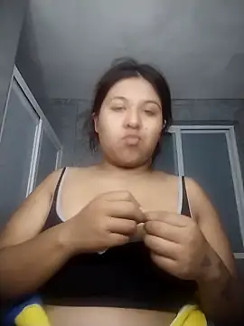 Atenea69 online show from October 24, 2025, 6:21 am