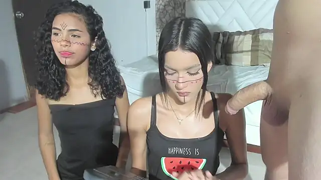 Snapshot of Red_house_333 chatting on October 22, 2025, 7:46 pm Red house 333 online show from October 22, 2025, 7:46 pm