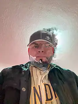 crazybarber69 online show from February 1, 2026, 7:01 pm