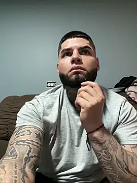 crazybarber69 online show from April 17, 2026, 7:39 pm