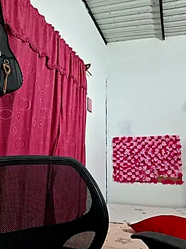 channell0 online show from October 7, 2025, 5:48 am