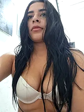 channell0 online show from February 25, 2026, 5:06 am