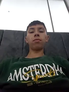 Snapshot of Flacoxlx chatting on November 1, 2025, 12:12 am Flacoxlx online show from November 1, 2025, 12:12 am