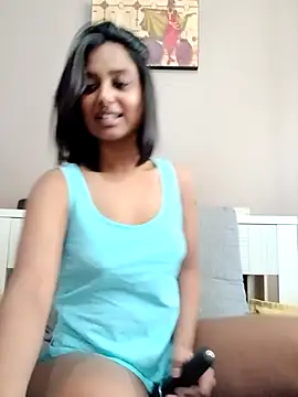 littlemissdevil69 online show from November 20, 2025, 7:19 am