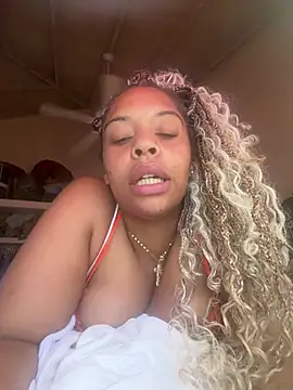 Regina69slut online show from July 16, 2026, 6:25 pm