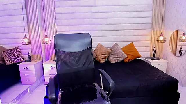 VictoriaaBlair online show from March 10, 2026, 7:08 pm