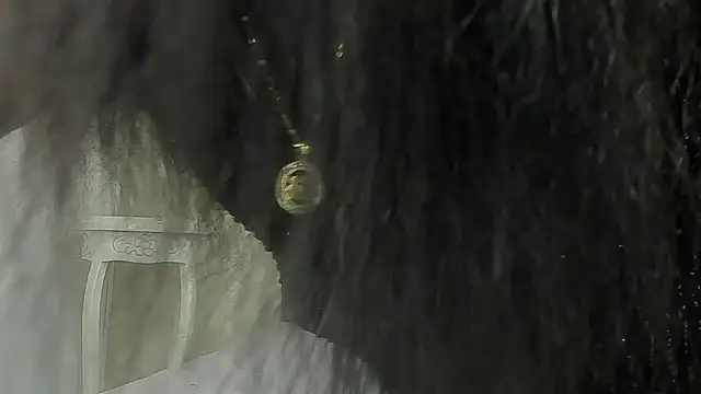 Chantal bony online show from October 23, 2025, 2:49 pm