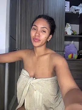 Mia sweet80 online show from October 30, 2025, 2:57 am