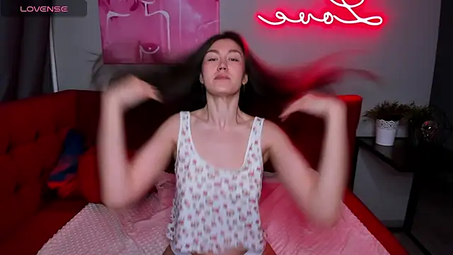 Tina Porter online show from December 2, 2025, 1:33 am