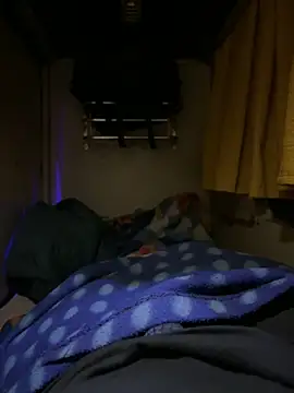 pussy hunter0 online show from December 16, 2025, 3:28 pm