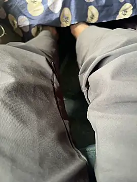 pussy hunter0 online show from April 20, 2026, 9:45 am