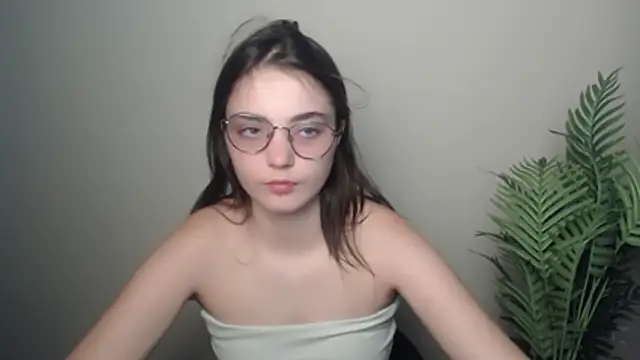Sun Shine   online show from June 23, 2026, 9:46 pm