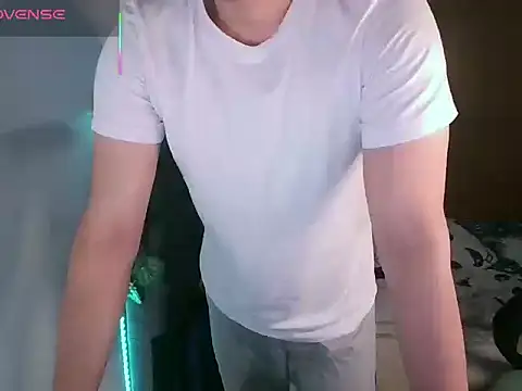 Snapshot of Cerso1 chatting on June 4, 2026, 3:23 am Cerso1 online show from June 4, 2026, 3:23 am