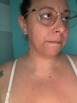 LupeLok online show from November 14, 2025, 7:56 pm