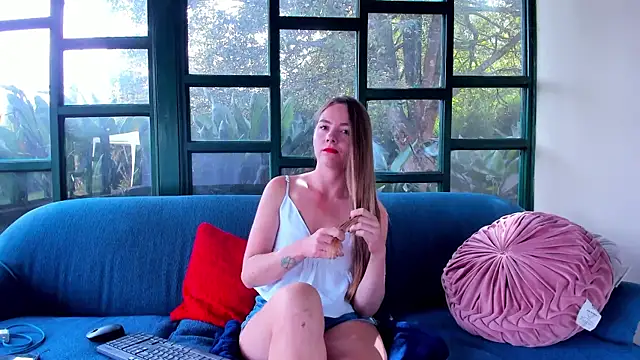 Angiehuston1 online show from February 21, 2026, 2:40 pm