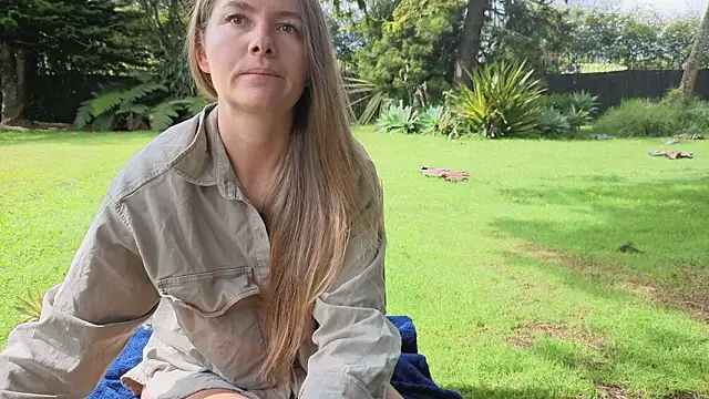 Angiehuston1 online show from March 21, 2026, 2:20 pm