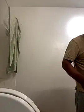 Snapshot of julio_p chatting on September 11, 2025, 1:28 am julio p online show from September 11, 2025, 1:28 am