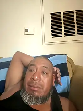 Snapshot of julio_p chatting on September 12, 2025, 1:06 am julio p online show from September 12, 2025, 1:06 am