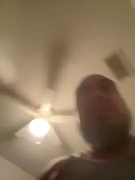 Snapshot of julio_p chatting on September 19, 2025, 1:07 am julio p online show from September 19, 2025, 1:07 am