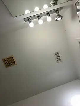 Snapshot of julio_p chatting on February 14, 2026, 4:53 am julio p online show from February 14, 2026, 4:53 am