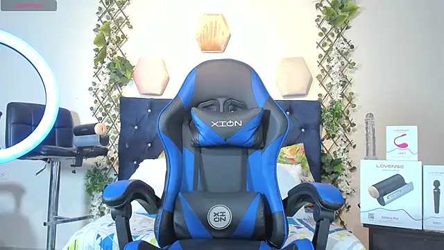  taylor black online show from November 22, 2025, 3:11 pm