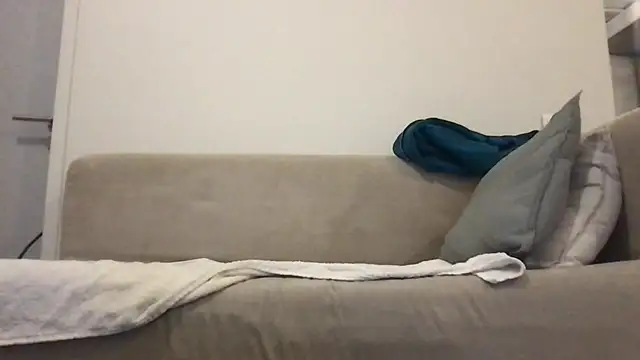 Zaak91190 online show from October 16, 2025, 9:05 pm