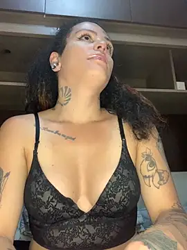 Snapshot of Babbsss chatting on September 12, 2025, 5:02 pm Babbsss online show from September 12, 2025, 5:02 pm