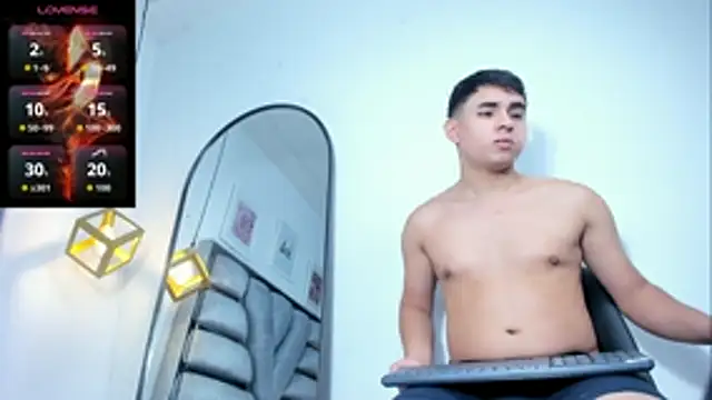 lianfox  online show from January 9, 2026, 1:47 pm