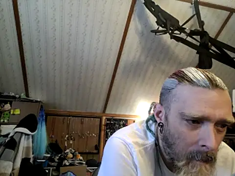 thejuicybacon online show from December 4, 2025, 5:54 pm