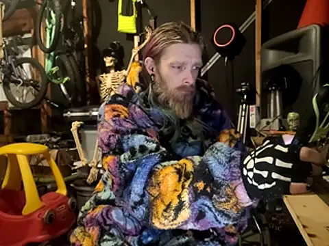 thejuicybacon online show from January 16, 2026, 4:27 am