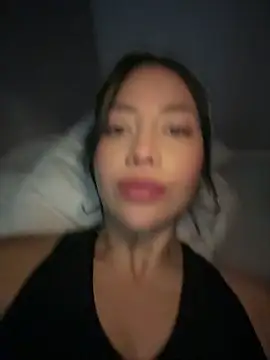Snapshot of MissCat_ chatting on April 21, 2026, 12:56 am MissCat online show from April 21, 2026, 12:56 am