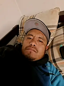 Snapshot of hernande986 chatting on February 19, 2026, 9:49 am hernande986 online show from February 19, 2026, 9:49 am