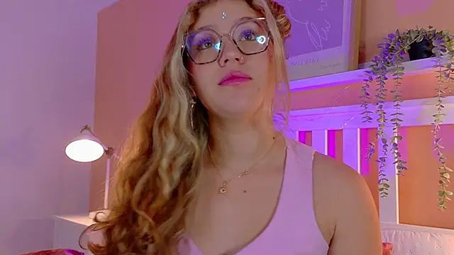 BelaMiller  online show from December 16, 2025, 11:48 am