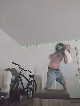 Ruffpecker75 online show from May 22, 2026, 4:34 pm