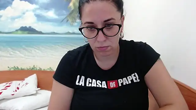 jollene online show from September 11, 2025, 12:49 pm