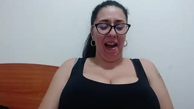 jollene online show from November 13, 2025, 3:55 pm