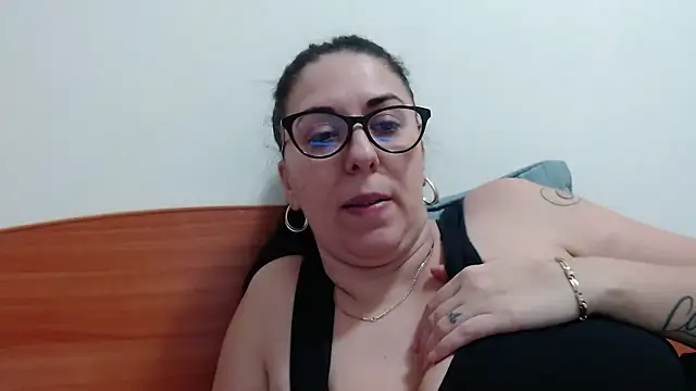 jollene online show from January 19, 2026, 2:43 pm