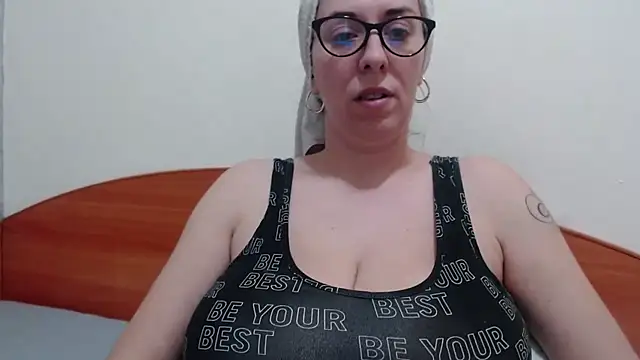 jollene online show from March 23, 2026, 3:16 pm