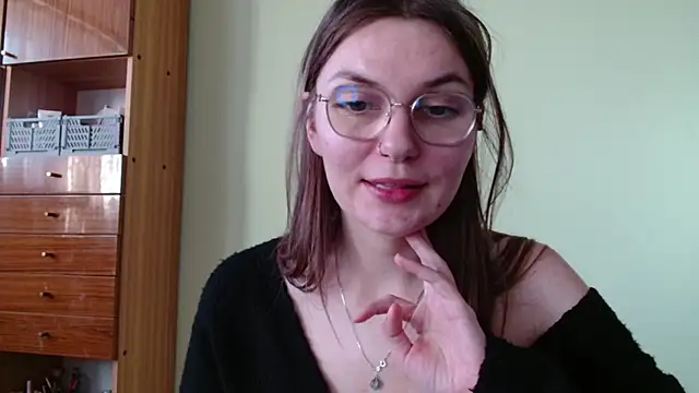 LooveELLYx online show from January 24, 2025, 1:57 pm