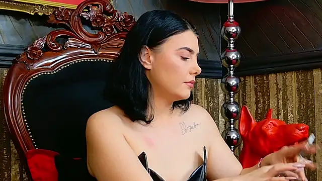 Snapshot of MistressEly chatting on November 28, 2025, 1:03 pm MistressEly online show from November 28, 2025, 1:03 pm