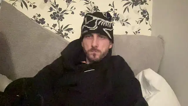 Big8inchUncutCock online show from April 2, 2026, 3:42 pm