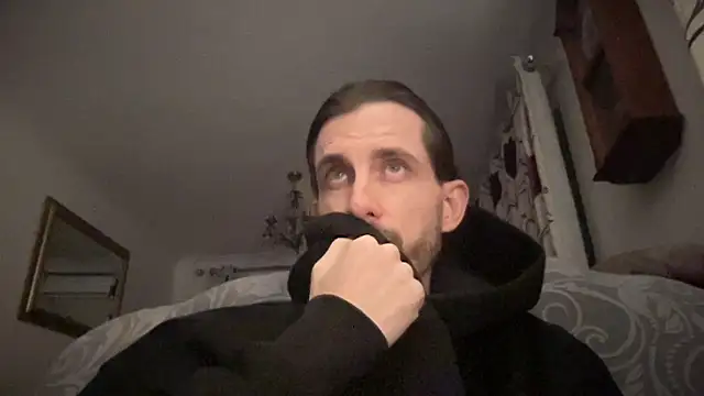 Big8inchUncutCock online show from April 11, 2026, 10:47 pm